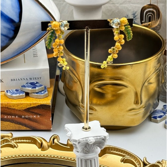 🆕 LES NEREIDES 🧿 NIB Gardens in Provence Long Mimosa Clip on Earrings - Picture 7 of 16